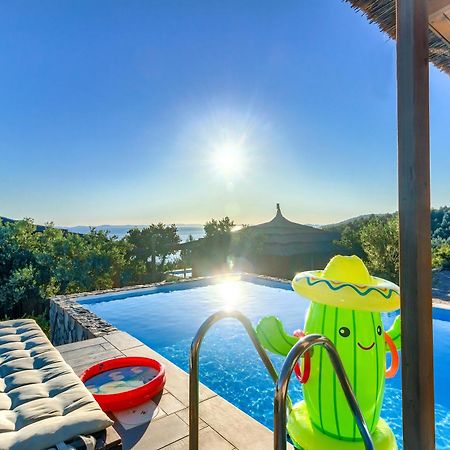 Golden Haven Luxe Bungalow Resort Murter Ngoại thất bức ảnh
