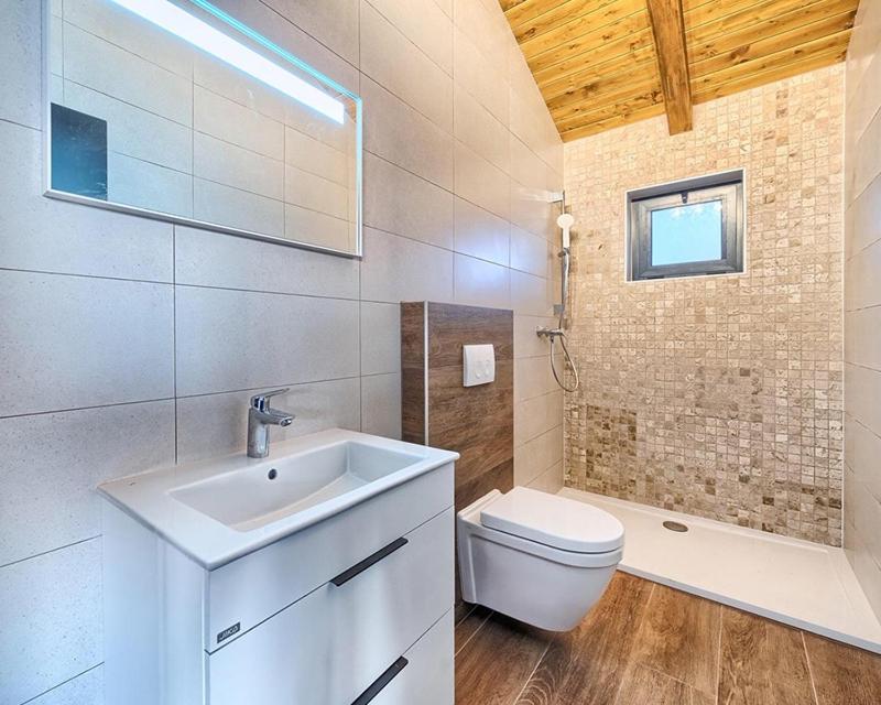 Golden Haven Luxe Bungalow Resort Murter Ngoại thất bức ảnh
