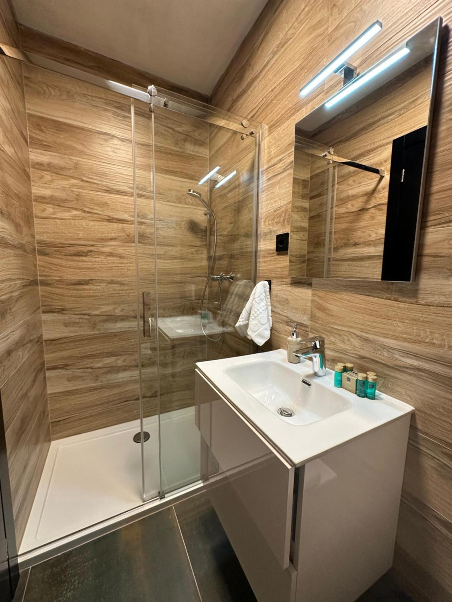 Golden Haven Luxe Bungalow Resort Murter Ngoại thất bức ảnh