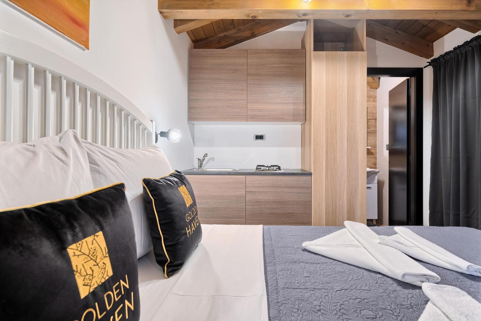 Golden Haven Luxe Bungalow Resort Murter Ngoại thất bức ảnh