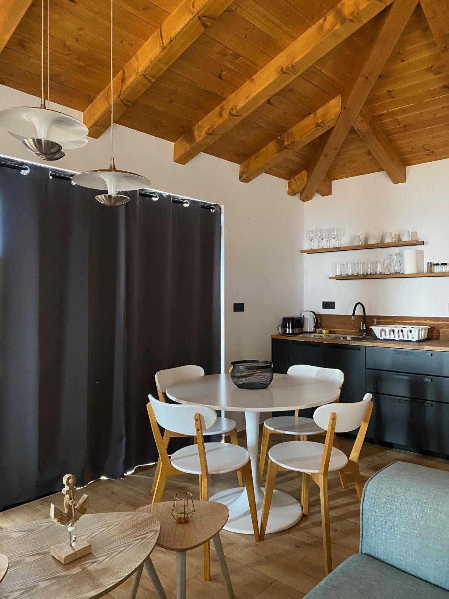 Golden Haven Luxe Bungalow Resort Murter Ngoại thất bức ảnh
