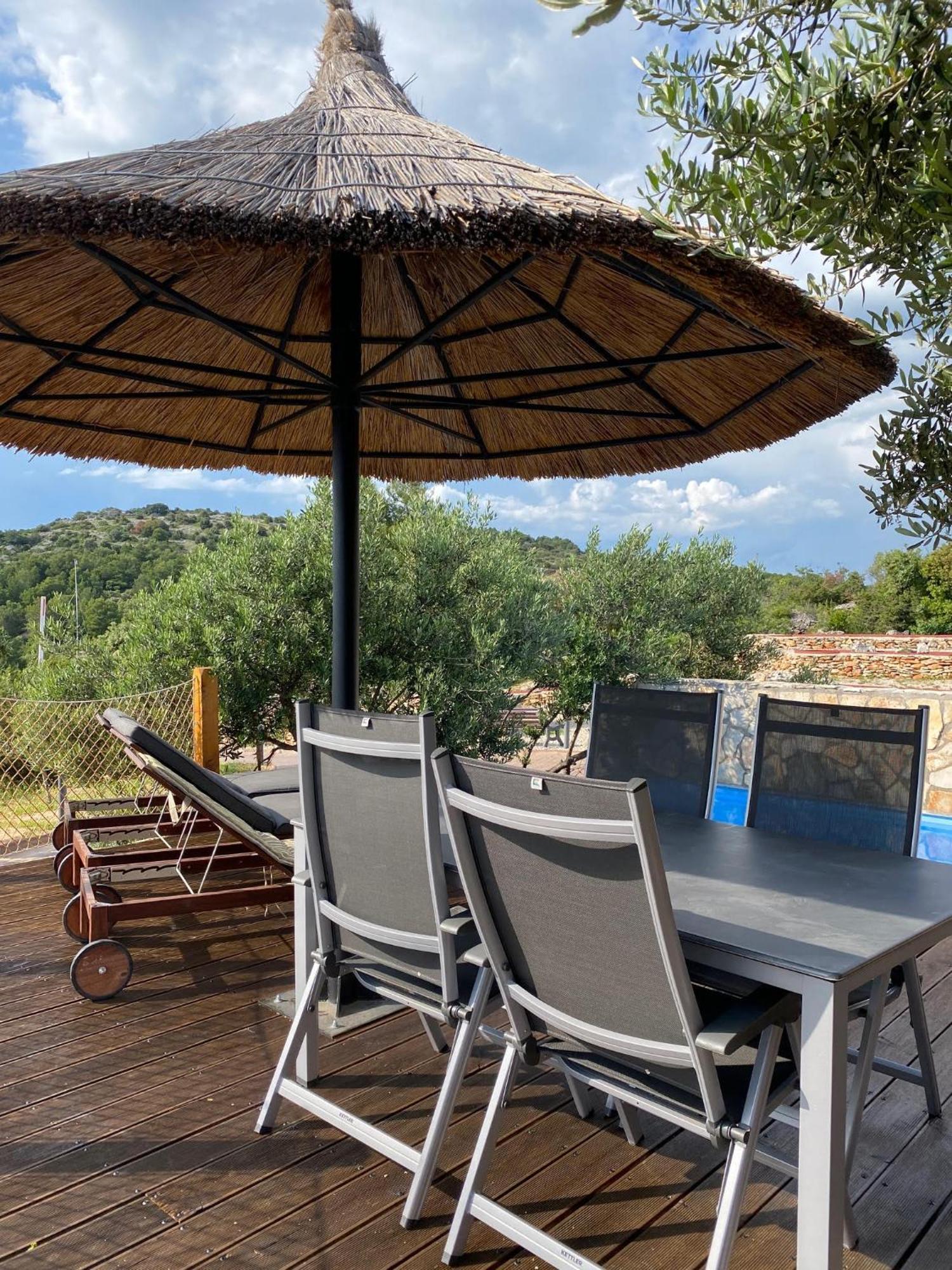 Golden Haven Luxe Bungalow Resort Murter Ngoại thất bức ảnh